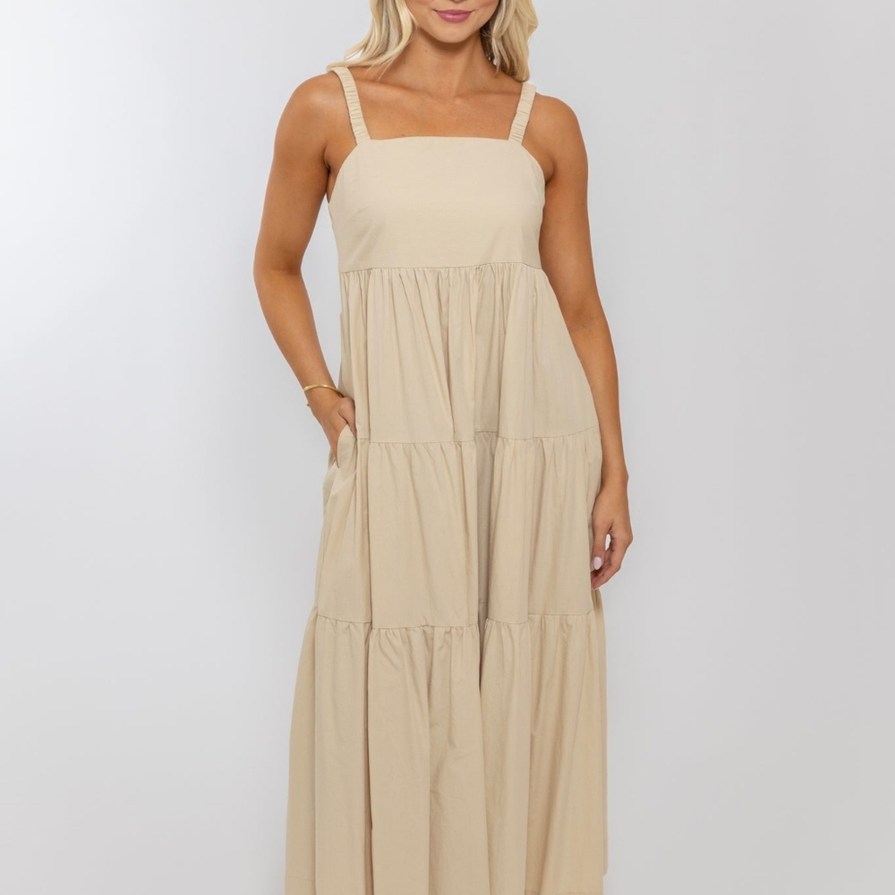 KARLIE Popline Tiered Maxie Dress  Natural Large